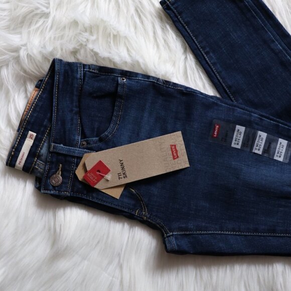 NEW Levi's Jeans 711's Dark Wash Ripped Size 25 - Picture 4 of 8